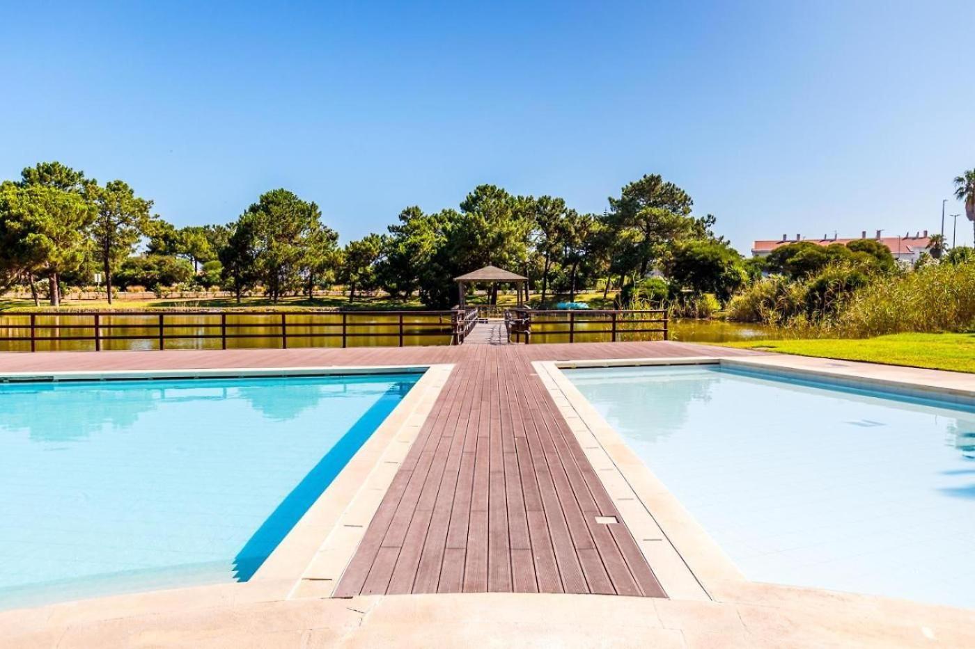Private Lake Condo Apartment - トロイア エクステリア 写真