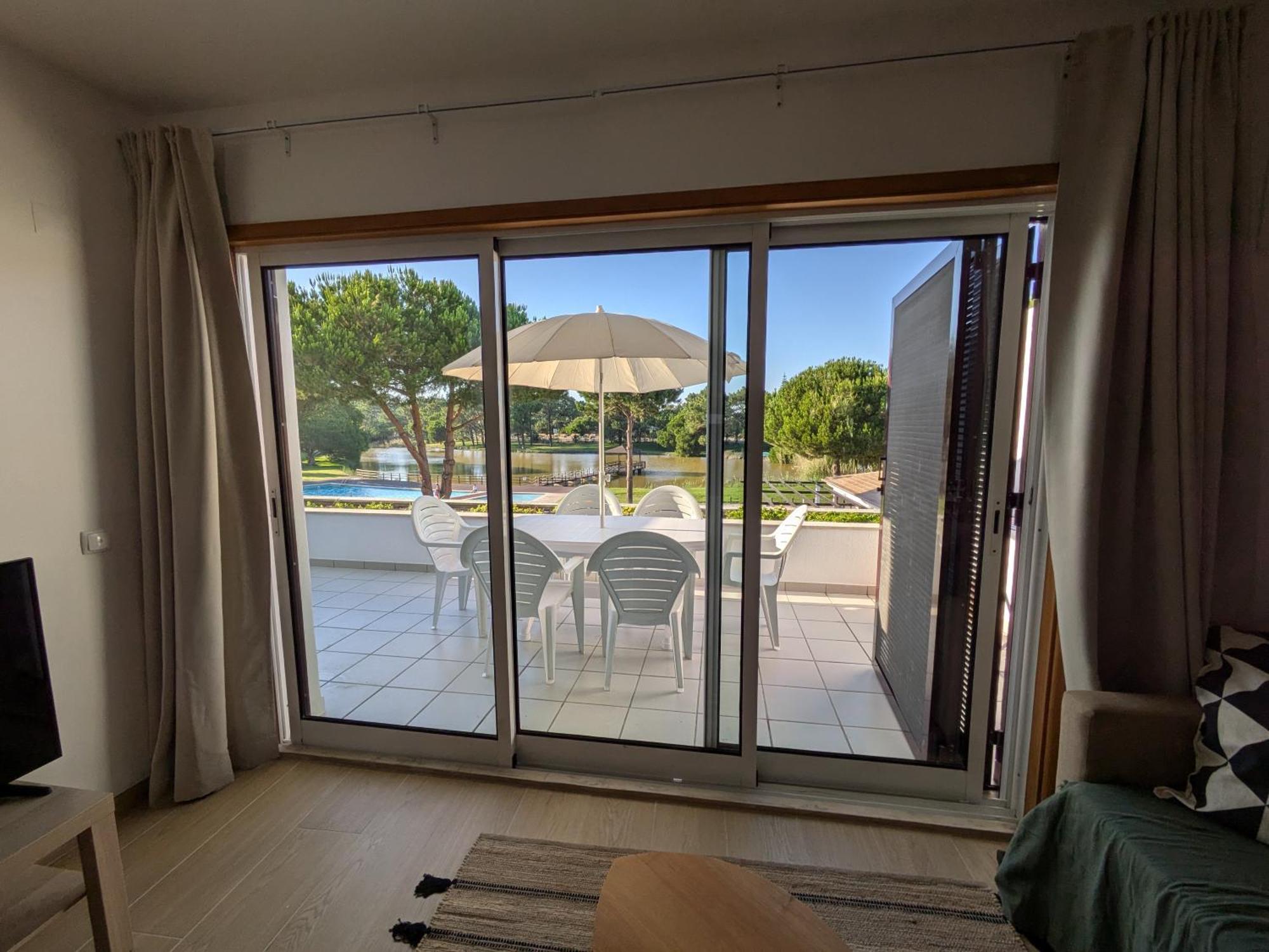 Private Lake Condo Apartment - トロイア エクステリア 写真